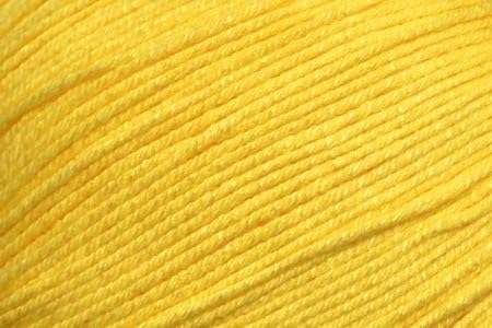 Universal Yarn Bamboo Pop 113 Sunny
