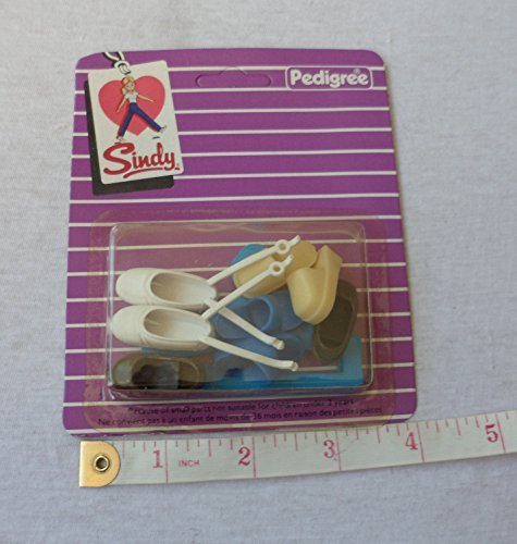Sindy Vintage Shoes and Hangers pack By Pedigree - B by Sindy