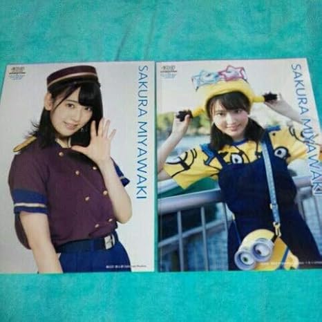 Amazon Co Jp 宮脇咲良b 2枚まとめ やり過ぎサマー At Usj 特大生写真 Akb48 Group選抜 ユニバーサル スタジオ ジャパン ランダム生写真 ホビー