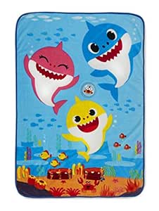Amazon.com : Baby Shark BSH129 Musical Warm, Plush, Throw ...