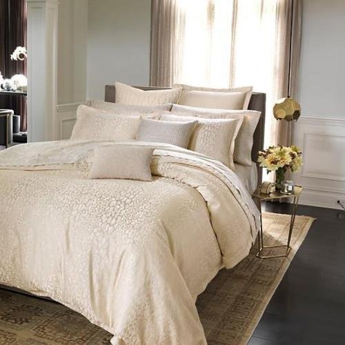 Cheap Bloomingdales 1872 1872 Panthera Cream Duvet Cover Queen