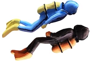 BUGUUYO 2Pcs Miniature Diver Figurines Tiny Swimmers Model for Sand Table Decor for Aquatic Scenes Cake Toppers and Miniature Displays
