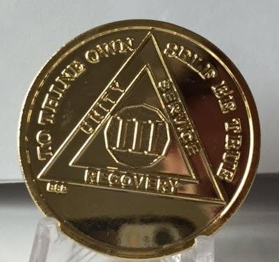 3 Year 22k Gold Plated AA Alcoholics Anonymous Sobriety Medallion Chip Serenity Prayer