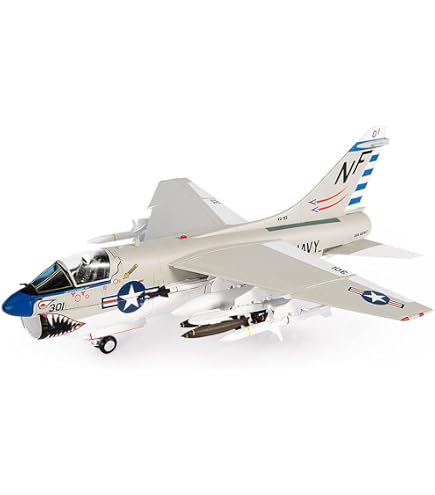 Amazon.com: HASEGAWA 00441 1/72 Kawasaki T-4 Blue Impulse : Arts
