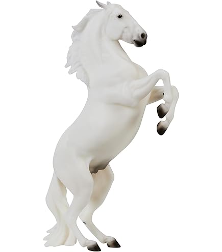 Amazon.com: Breyer Traditional Series Dominante XXIX | Horse Toy