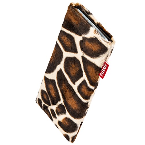 fitBAG Bonga Giraffe custom tailored sleeve for Samsung Galaxy Gio S5660. Fine imitation fur pouch with integrated MicroFibre lining for display cleaning