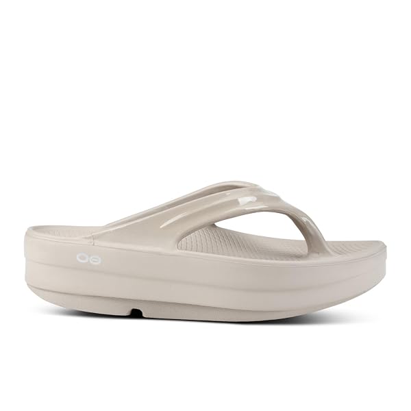 OOFOS OOMEGA OOLALA RECOVERY SANDAL, NOMAD – WOMEN’S SIZE 7