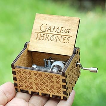 Amazon Com Vdv Music Box 19 Style Davy Jones Hand Crank Me Music Box Music Beauty And Beast Island Princess Game Of Thrones Star Wars Home Kitchen
