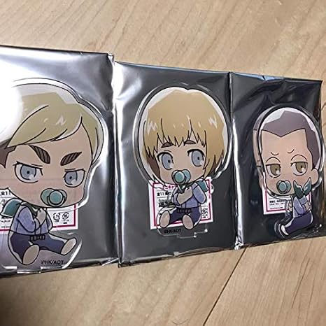 Amazon 進撃の巨人 きゃらドリ アクリルスタンド 3種 セット アクスタ コラボカフェ本舗 秋葉原 エルヴィン アルミン コニー アニメ 萌えグッズ 通販