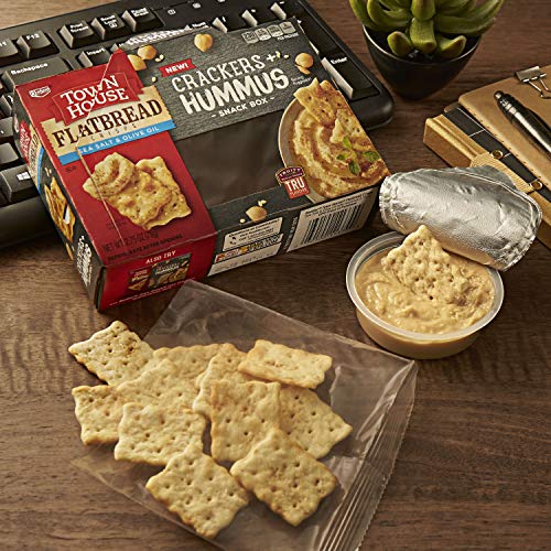 Keebler, Town House Flatbread Crisps, Crackers and Hummus Snack Box, Sea Salt and Olive Oil, Single Serve, 2.75 oz(Pack of 8)