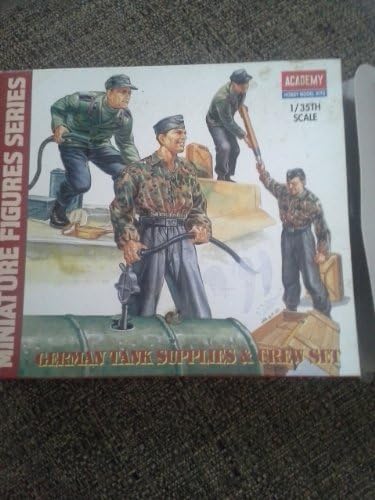 German Tank Supplies and Tank Crew Set 1/35 Academy