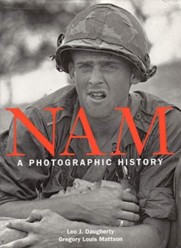 洋書 VIETNAM A COMPLETE PHOTOGRAPHIC HISTORY Vietnam: A Complete Photographic History: Michael Maclear, Hal