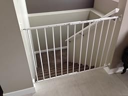 Amazon.com : Kidco Safeway Gate, Top of Stairs Gate, White