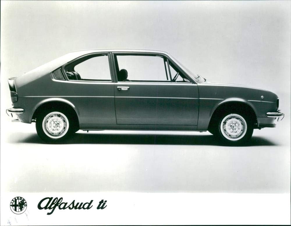 Vintage photo of Alfa Romeo Alfasud Ti 1977