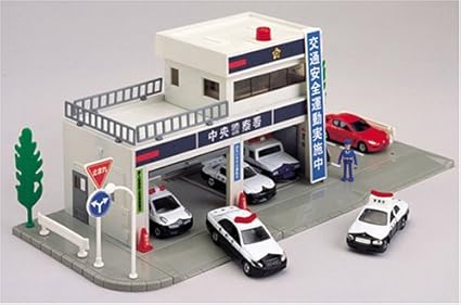 tomica police