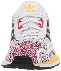 adidas Swift Essential