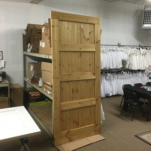 Shaker style sliding barn door Hingeless