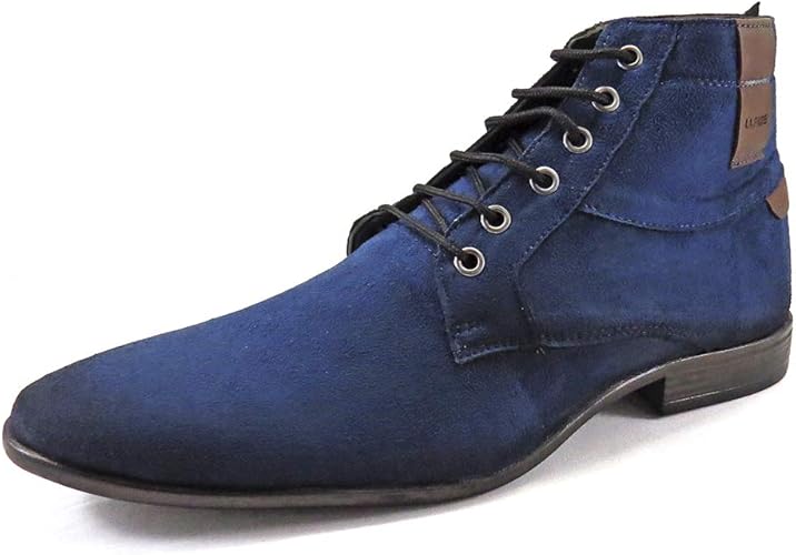 bota cano medio com cadarço