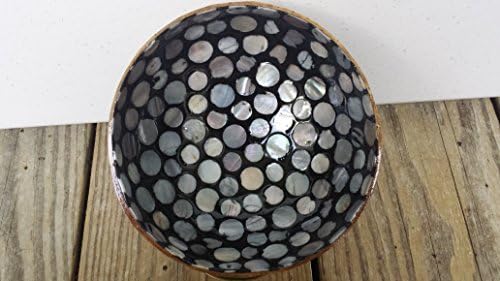 A6 - Coconut bowl with mother of pearl i dots nlaid on black lacquer