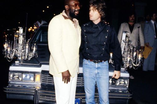 Kurt Russell And Isaac Hayes In Escape From New York Candid By Car 24x36 Poster At Amazon S Entertainment Collectibles Store