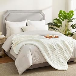Amélie Home Chunky Knit Blanket Throw, Thick Soft