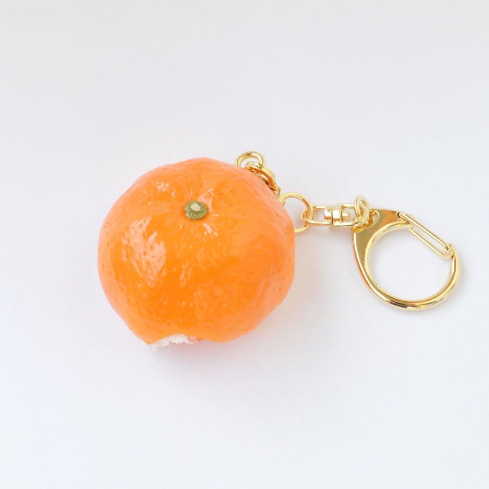 Amazon Co Jp 食品サンプル キーホルダー 皮つきみかん プレゼントにも喜ばれます 人気no 1 おもしろ雑貨 ホーム キッチン
