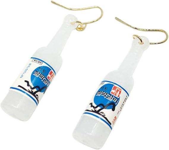 Amazon Co Jp Plus Nao プラスナオ ピアス ボトル お酒 アクセサリー ジュエリー 雑貨 韓国語バージョン レッド グリーン 赤 緑 レディース 女性 おしゃ ホワイト 服 ファッション小物