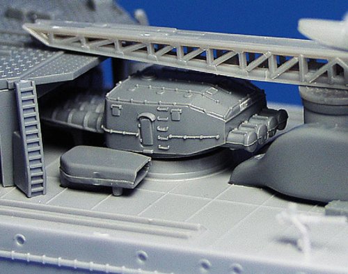 HASEGAWA 40026 1/350 IJN Light Cruiser Yahagi 1945