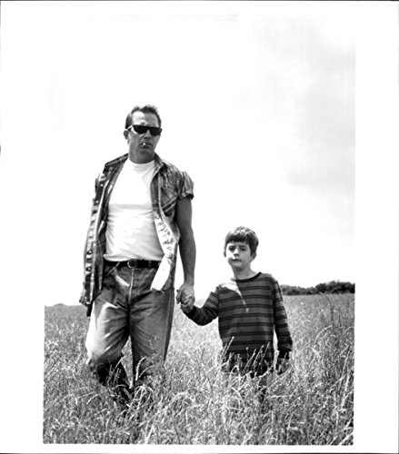Amazoncom Vintage Photo Of Kevin Costner And Tj Lowther