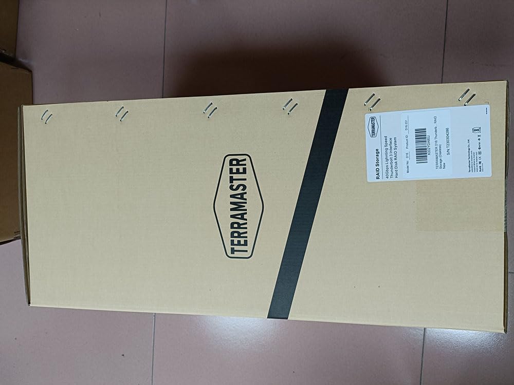 TERRAMASTER D16 Thunderbolt 3 (D16-331) Compact Tower RAID Enclosure - RAID 0/1/5/6/10/50 External Hard Drive Storage