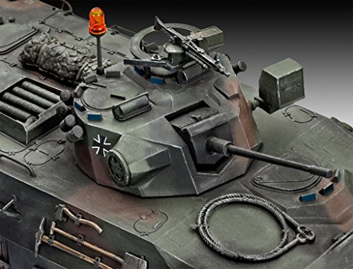 Revell Revell03036 21.8cm "sppz 2 Luchs A1/a2" Model Kit