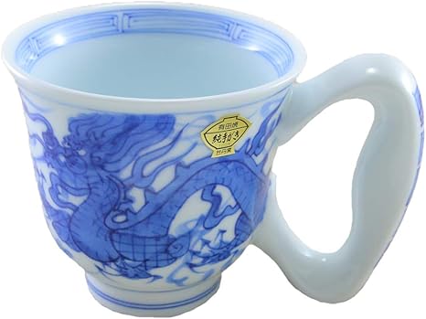 Amazon Co Jp マグカップ 有田焼 台丹軽量龍マグ 大きい持ち手 持ちやすい 和食器 陶器 三階菱 ホーム キッチン