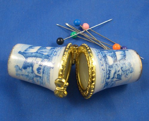 Porcelain China Thimble Needle Case -- Dutch Blue