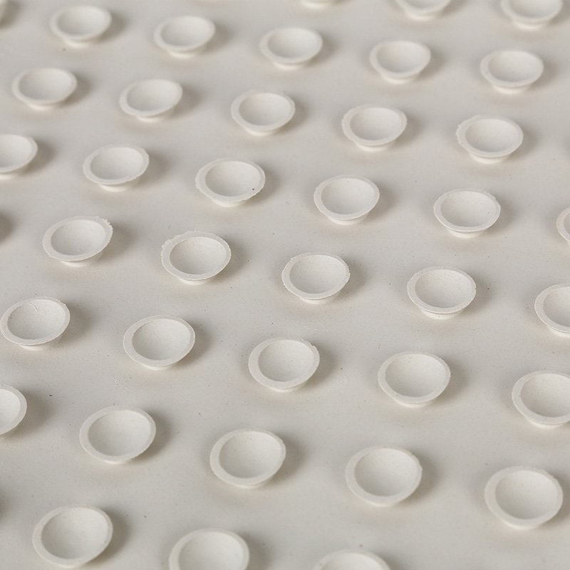 Rubbermaid Commercial SaftiGrip Bath Mat, Medium, White, 1982724: Industrial & Scientific
