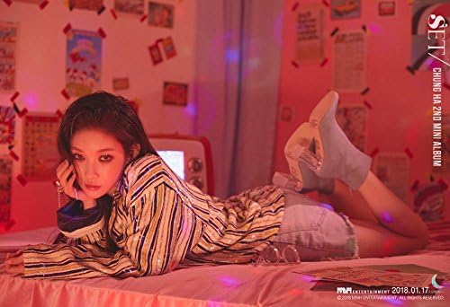 CHUNGHA - OFFSET (2nd Mini Album) [SET ver.] CD+Photocard+Postcard+Bookmark+Folded Poster