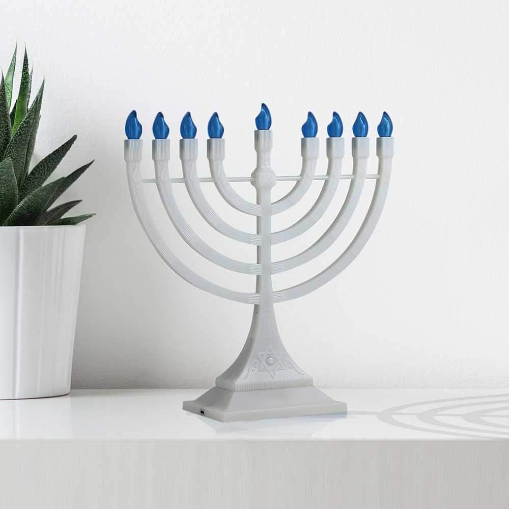 Zion Judaica LED Electric Hanukkah Menorah - Battery or USB Powered (Silver) - Batteries and Cable Not Included: Home & Kitchen