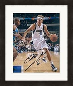 dirk nowitzki signed ball