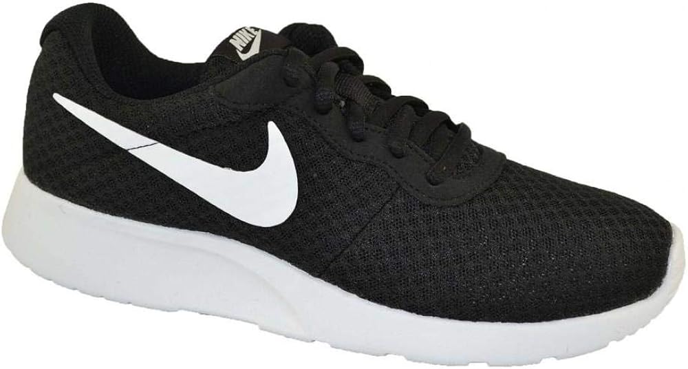 ナイキ Tanjun ナイキタンジュン メンズ ブラック ホワイト 24 Nike ナイキ フィットネス Amazon