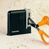 Fiskars Clip-Sharp Scissors Sharpener 4 cm Black Grey view 3