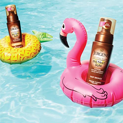 JERGENS NATURAL GLOW INSTANT SUN BODY MOUSSE, SELF TANNER FOR DEEP BRONZE TAN, SUNLESS TANNING BODY BRONZER FOR NATURAL LOOKING COLOR INSTANTLY, 6 OZ