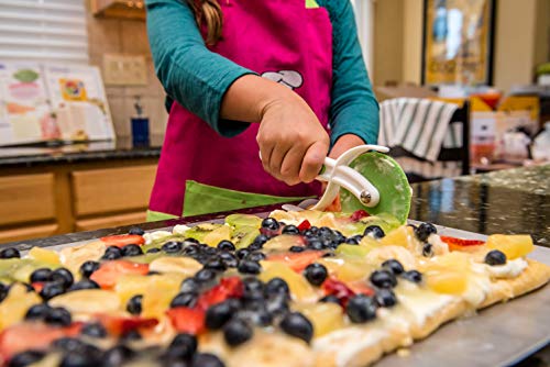 Curious Chef Children's Nylon Pizza Cutter