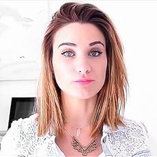 A Propos De Angeline Sirba