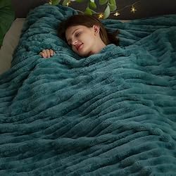 NEWCOSPLAY Super Soft King Blanket Light Teal