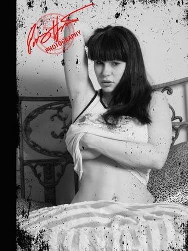 Sigil Cast: Jennique