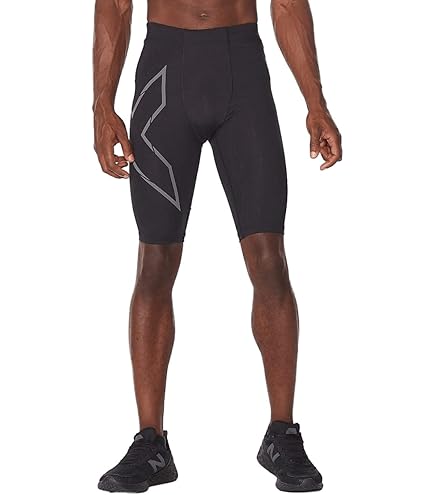 Amazon.com: 2XU Men's Aero 9 Inch Tri Short (US, Alpha, Small