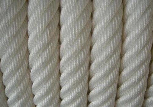 Fantasycart 1/2"x250' Twisted 3 Strand Nylon Rope with Thimble