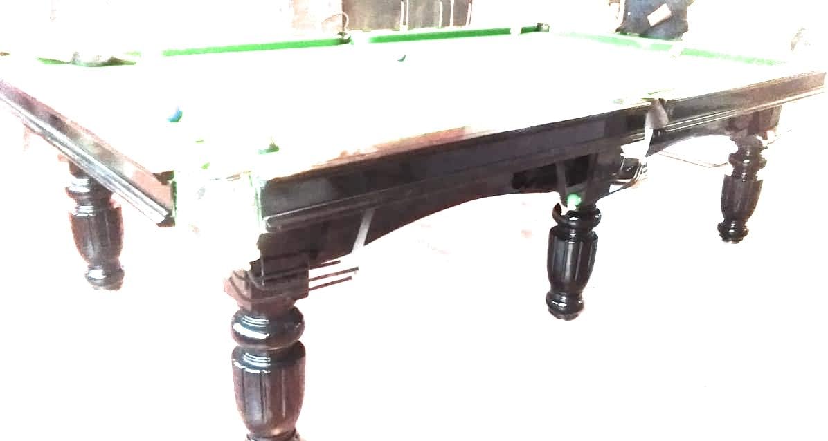 21 BALLS Wood Pool Table (Multicolour, 4X8 ft)