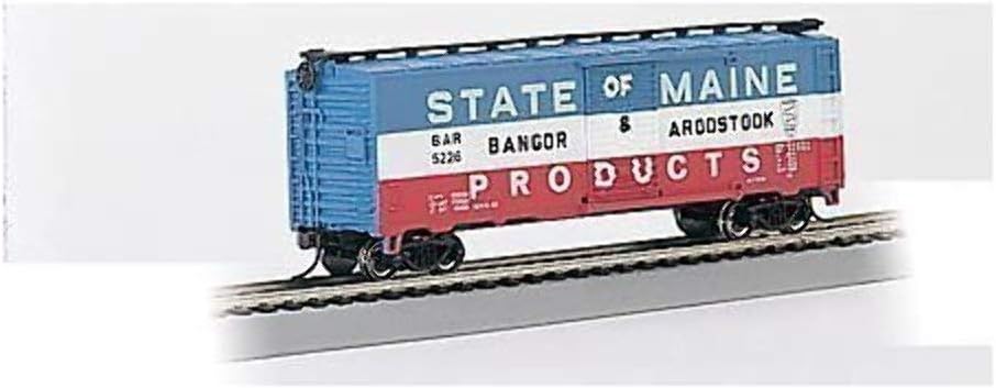 Amazon Com Bachmann Trains 40 Box Car Bangor Aroostook Ho Scale Toys Games
