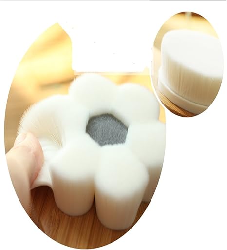 Amazon Kajikajiボディブラシ 高級 木製 毛穴汚れ すっきり 柔らかいブラシ 背中 デコルテ クレンジングブラシ 毛穴ケア 美顔器 毛穴詰まり くすみ 角質 レディース メンズ ベビー バス用品 ホーム キッチン オンライン通販