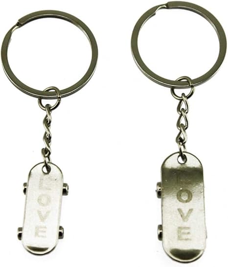 Amazon Co Jp Olive G スケボー メタル ペアキーホルダー 大 小 2サイズ キーチェーン キーリング ホーム キッチン